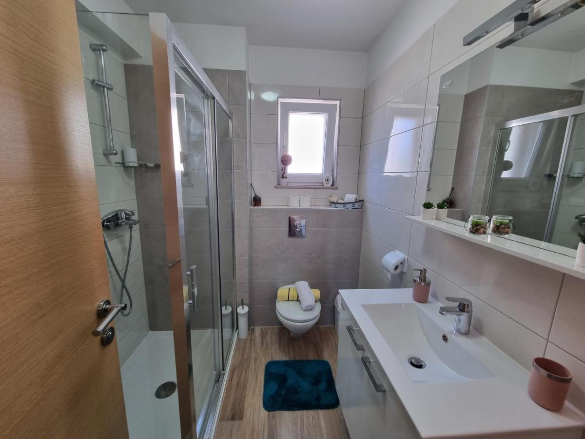 Apartman Marija Biograd Na Moru Εξωτερικό φωτογραφία