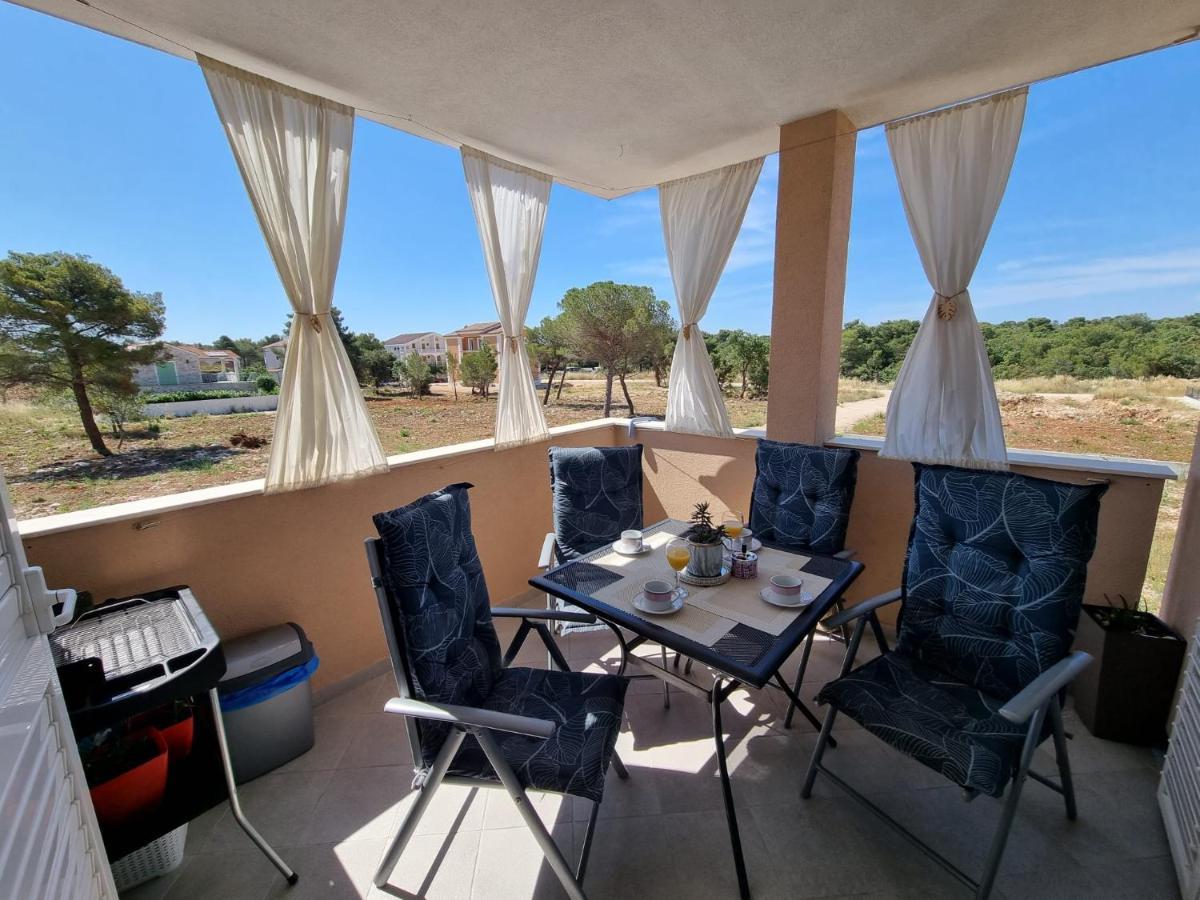 Apartman Marija Biograd Na Moru Εξωτερικό φωτογραφία