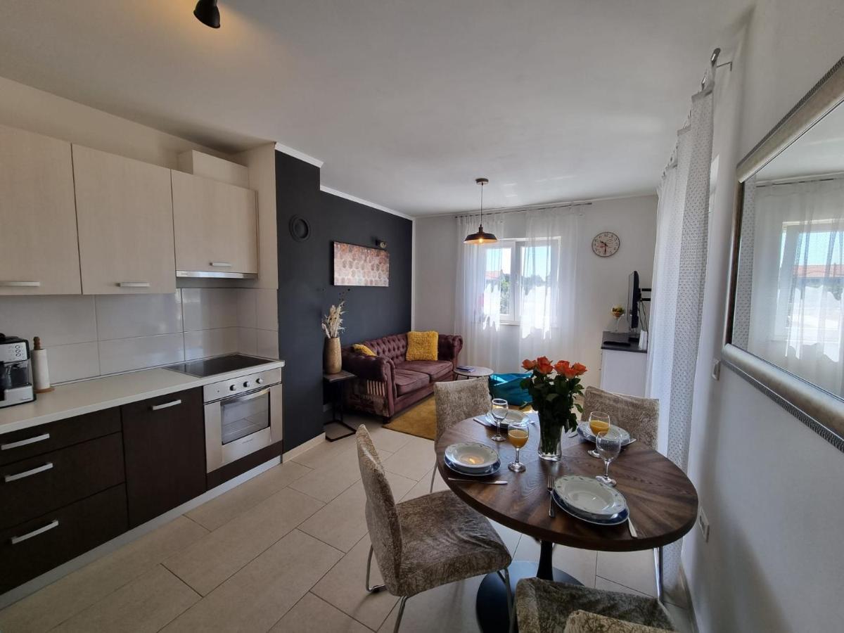 Apartman Marija Biograd Na Moru Εξωτερικό φωτογραφία