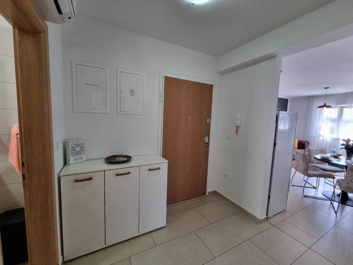 Apartman Marija Biograd Na Moru Εξωτερικό φωτογραφία